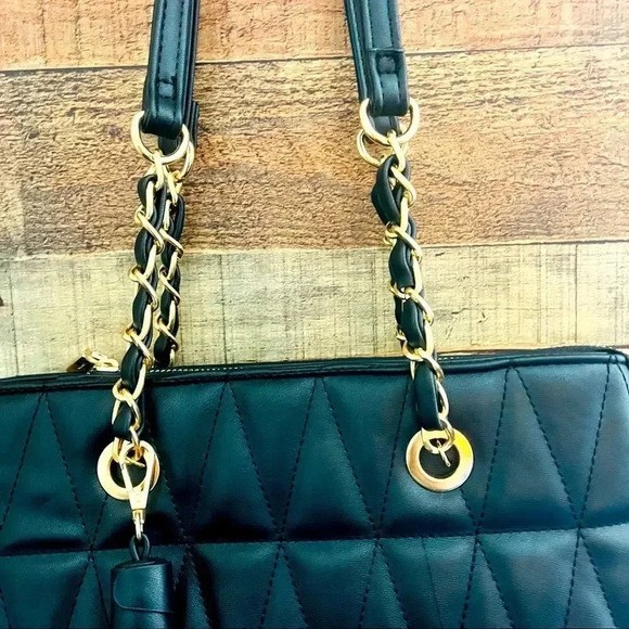 NWOT Darcy Marks London Soft Vegan Leather Bag - Picture 4 of 10